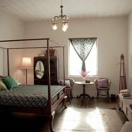 The Asadang Bed And Breakfast Bangkok Extérieur photo